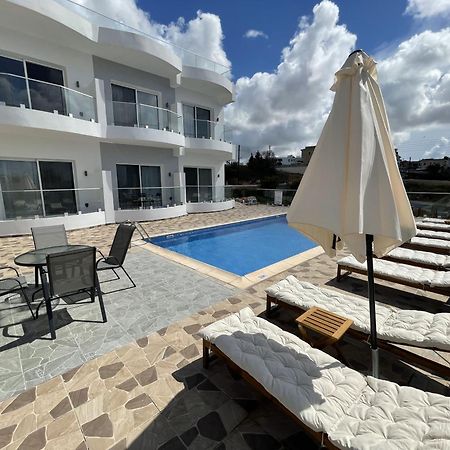 Arf Apartments - With Jacuzzi At The Complex Emba Exteriér fotografie