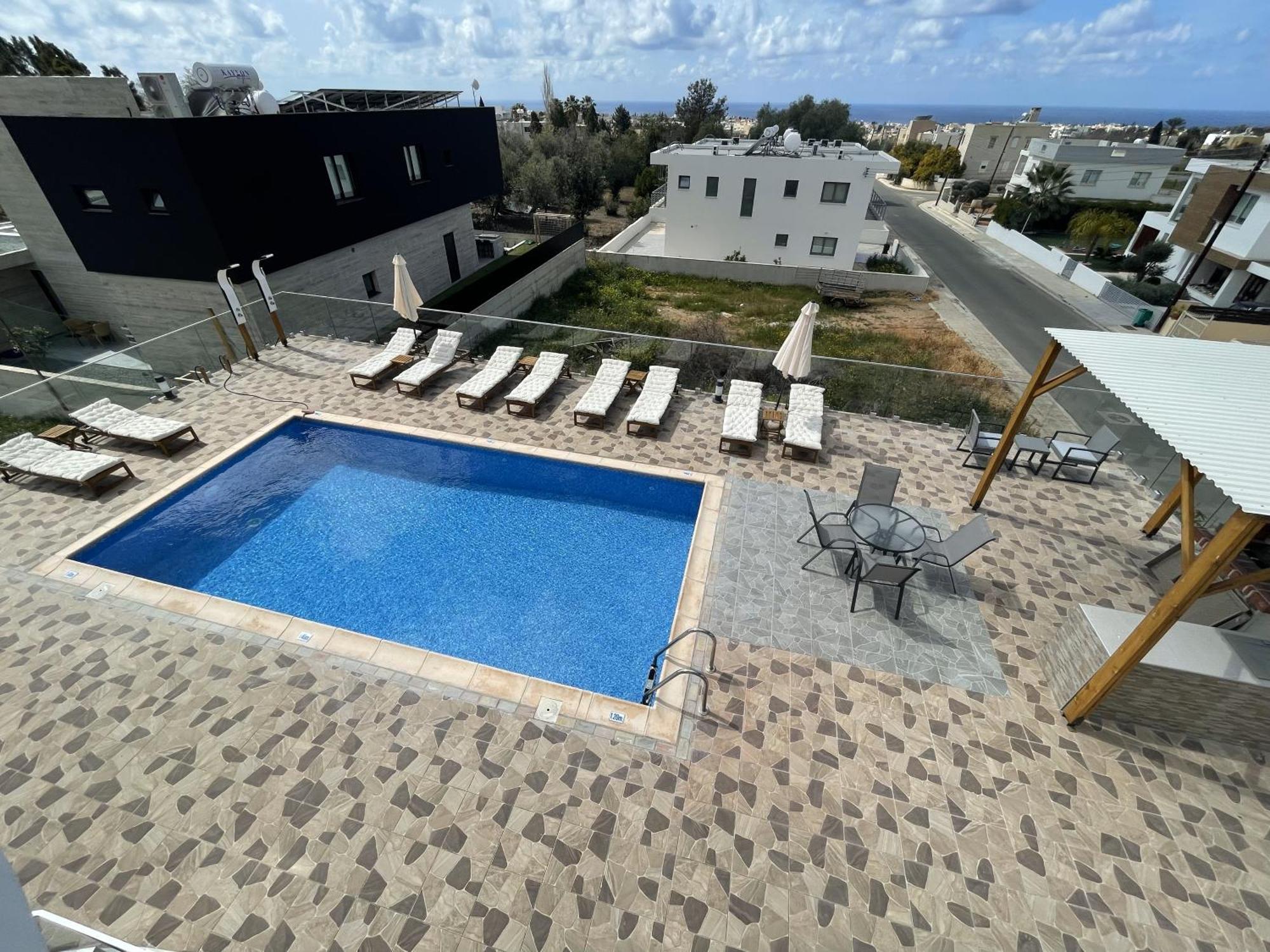 Arf Apartments - With Jacuzzi At The Complex Emba Exteriér fotografie